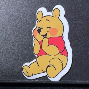 POOH BEAR BLUSHING/ LAUGHING STICKER